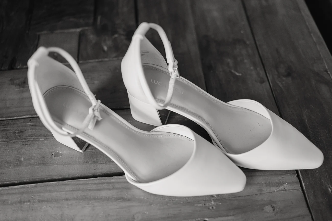 elopement shoes for beach wedding