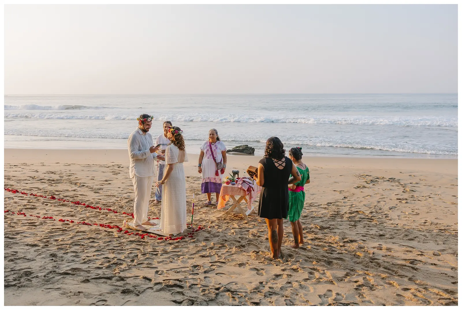 Puerto escondido intimate wedding